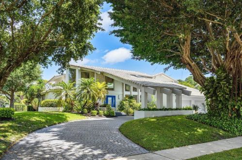 2889 Banyan Boulevard Cir, Boca Raton, FL 33431-6326