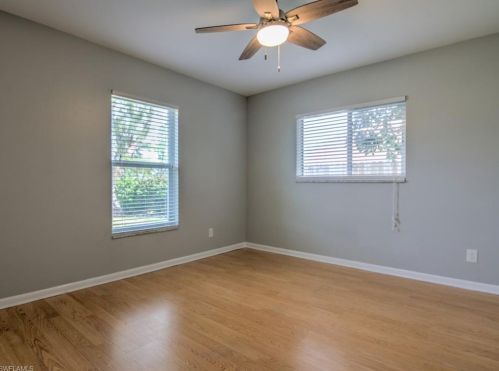 4424 31 Pl, Naples FL 34116-8040 exterior