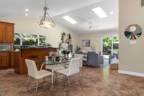 2531 Olivera Rd, Concord CA  94519-2054 exterior