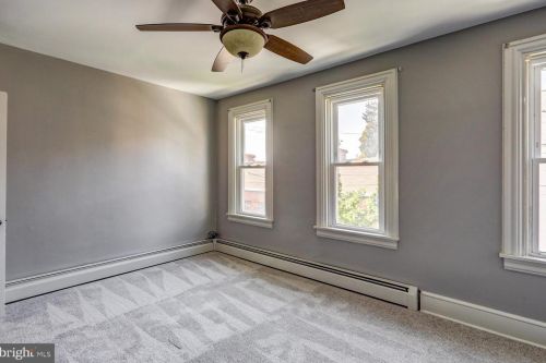 417 Mary St, Lancaster PA 17603-3330 exterior