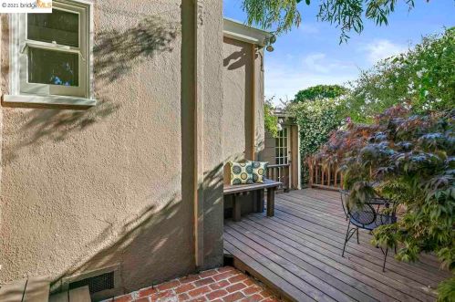 1728 Acton St, Berkeley CA 94702-1913 exterior