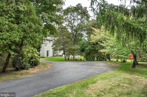 3 Fieldston Rd, Princeton NJ 08540-6429 exterior