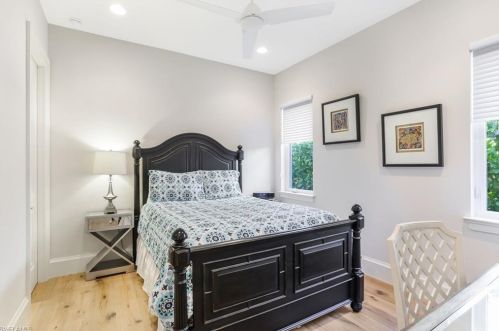 1540 Osprey Ave, Naples FL 34102-3442 exterior