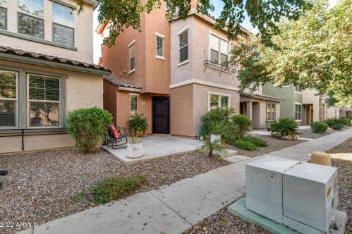 2026 77th Dr, Phoenix AZ  85035-5116 exterior