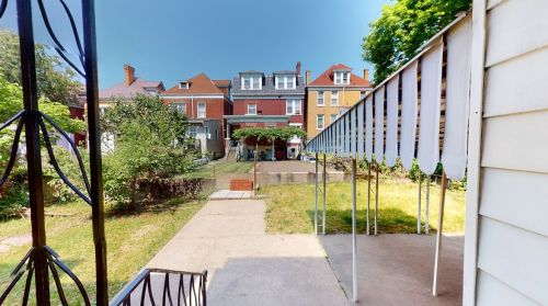 835 Heberton St, Pittsburgh PA  15206-2227 exterior