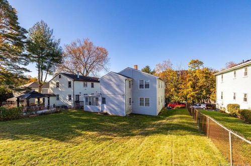 338 Cherry St, New Britain CT 06051-3507 exterior