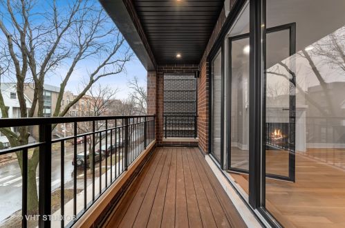 3229 Racine Ave, Chicago IL  60657-3320 exterior