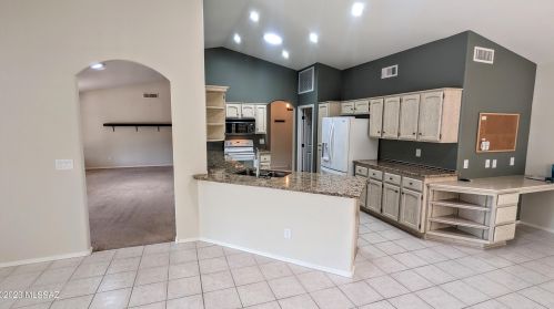 63633 Greenbelt Ln, Tucson AZ  85739-1244 exterior