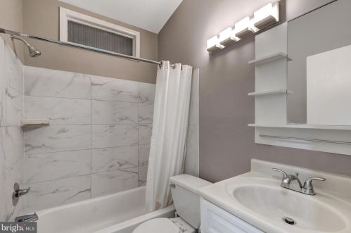 11404 Fairoak Dr, Silver Spring MD  20902-3137 exterior