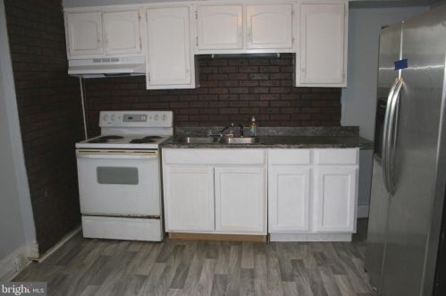 410 Jefferson Ave, Pottstown PA 19464-5329 exterior