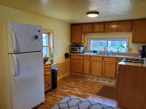 513 Decalb St, Reed City MI 49677-1347 exterior