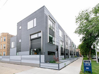 2805 Shakespeare Ave, Chicago IL  60647-4118 exterior