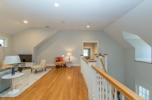 170 Ridgefield Rd, Wilton CT 06897-1921 exterior