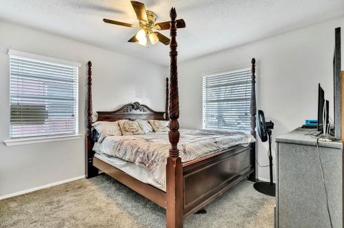 4013 Rainier St, Irving TX 75062-7208 exterior