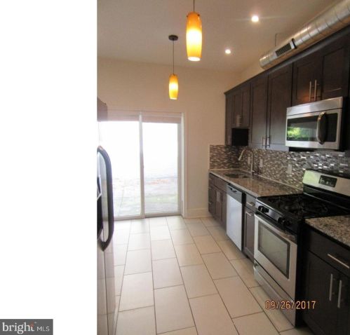 947 2nd St, Philadelphia PA 19122-1946 exterior