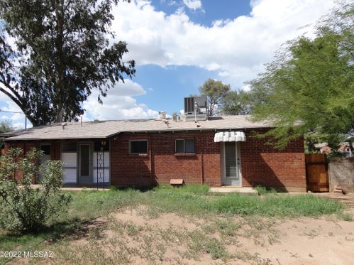 3138 Pima St, Tucson AZ 85712-3461 exterior