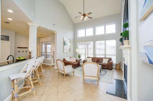 28206 Wild Mustang Ln, Fulshear TX 77441-2066 exterior