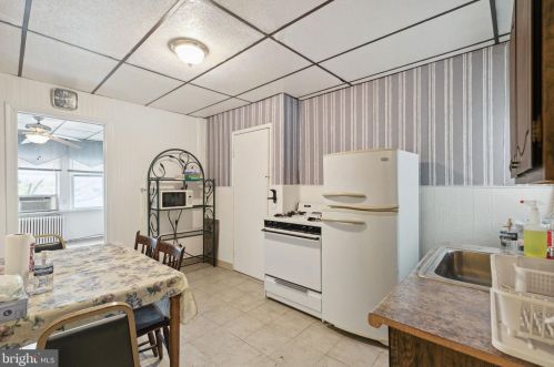 1212 Federal St, Philadelphia PA 19147-4518 exterior