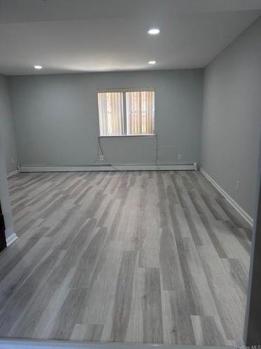 256 Buttrick Ave, Bronx NY  10465-3109 exterior