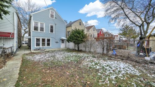 2743 Avers Ave, Chicago IL 60805-1436 exterior