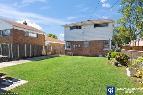 12513 Loomis St, Chicago IL 60827-6103 exterior