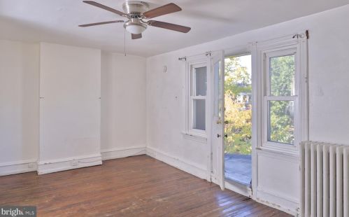 4830 Cedar Ave, Philadelphia PA 19143-2034 exterior