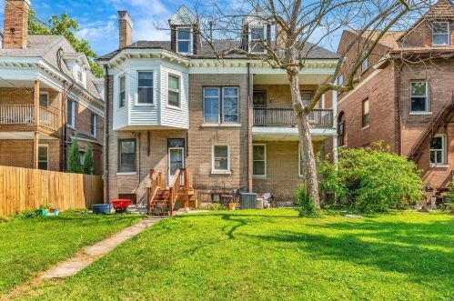 5226 Washington Pl, Saint Louis MO 63108-1116 exterior