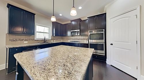 2772 Bluestone Dr, Atlanta GA exterior