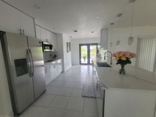 5403 25 Pl, Naples FL 34116-7501 exterior