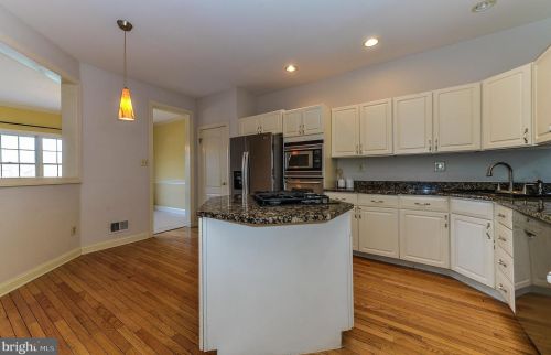 197 Daylesford Blvd, Berwyn PA  19312-2527 exterior