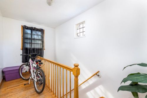 338 Cherry St, New Britain CT 06051-3507 exterior