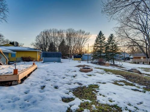 2953 Howard St, Saint Paul MN 55109-1429 exterior