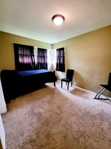 7476 Beckett Ave, Milwaukee WI 53218-5317 exterior