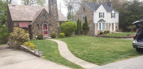 2421 Orlando Pl, Pittsburgh, PA 15235-4122