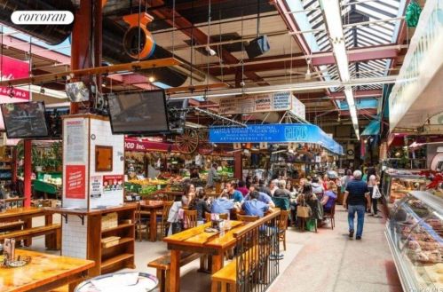 330 198 St, Bronx NY 10458-3156 exterior