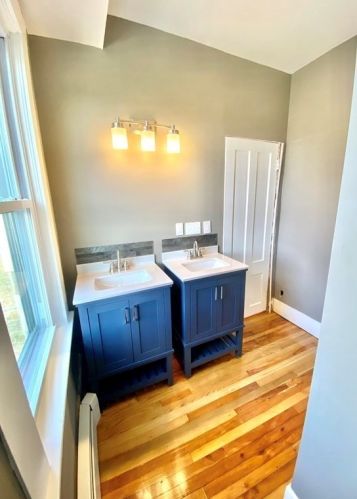 20 Edward St, Worcester MA 01605-3021 exterior