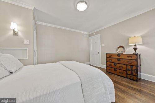 3324 Reservoir Rd, Washington DC  20007-2311 exterior