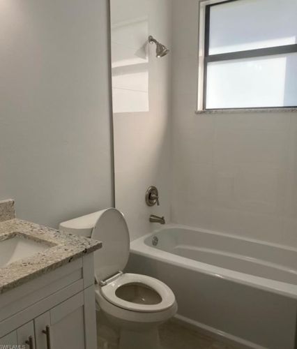 598 2 St, Naples FL 34113-9376 exterior