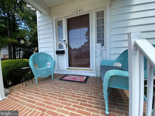 11641 Somerset Ave, Princess Anne, MD 21853-1136