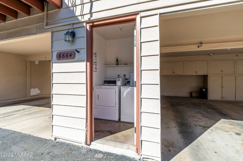 6664 Calle La Paz, Tucson AZ  85715-4088 exterior