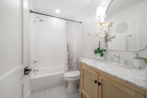 7202 15th St, Tampa FL  33610-1210 exterior