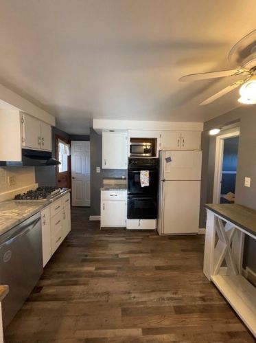 348 Moon Clinton Rd, Moon Twp PA  15108-2432 exterior