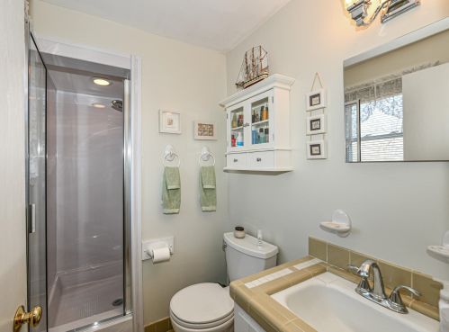 2840 117, Milwaukee WI 53222-4104 exterior