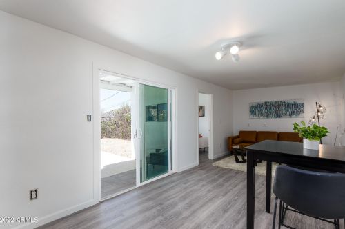 3906 13th Pl, Phoenix AZ  85014-4904 exterior