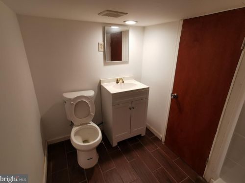 1513 Bouvier St, Philadelphia PA 19140-3535 exterior