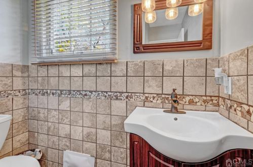 40 Grace Dr, Old Bridge NJ  08857-2545 exterior