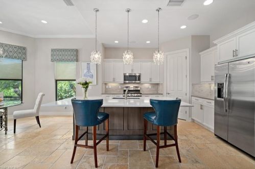 6718 Canwick Cove Cir, Naples FL 34113-3201 exterior