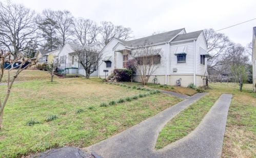 1487 Mercer Ave, Atlanta GA 30337-1515 exterior