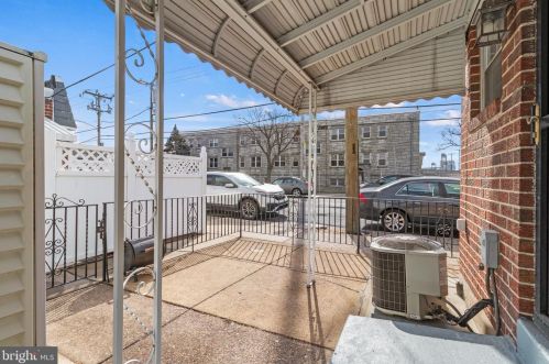 2841 10th St, Philadelphia PA  19148-5008 exterior