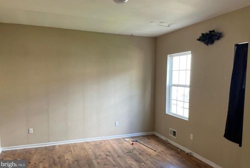 904 Carteret Ave, Trenton NJ 08618-5341 exterior